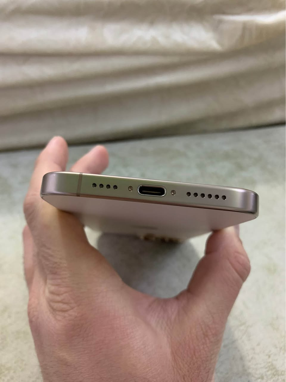 iphone 16 pro max 512 gb
ره نگه مه ر خو به كه روس گولد
ئيسيمه ئيسيمه كه ی ئيشناكات
به س ده توانى جوكه ر بكريد 
مدم نيه به زه مان 
پاترى ٩٨ بيلادى ٢٦١ شه حن كراوه 
به س كه ميك ورده شوختى هه يه 
نرخى ١,٦٥٠٠٠
وه يه ر شه حنى بيلادى جارى نه كراوه ته وه أربيل, العراق


**إذا كنت صاحب هذا الإعلان وتريد حذفه لأي سبب، رجاءا أرسل رسالة إلى الدعم الفني**