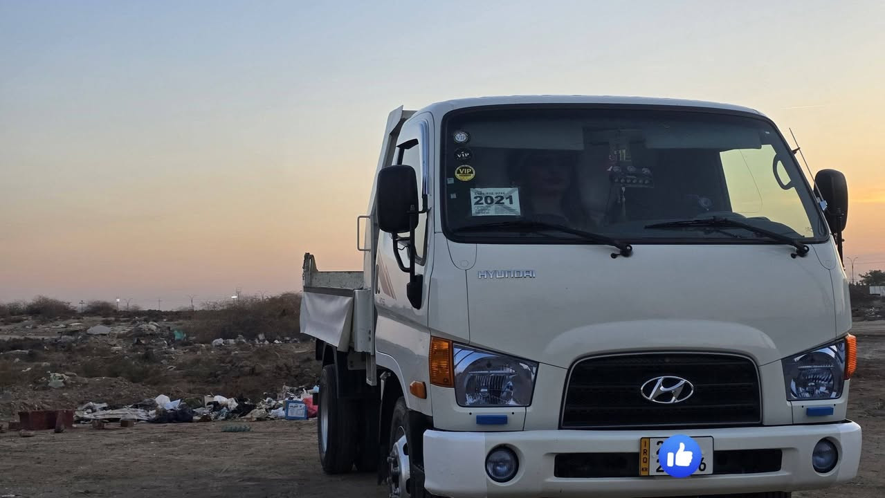 السلام عليكم ورحمة الله وبركاته 
للبيع كنتر هونداي موديل 2021
السياره مكفوله كفاله عامه من كلشي 
قطره صبغ ما بيها 
مكينه 4000 ام الهاف 
مكفوله من التبخير والتنقيص 
السياره ماشيه 100 الف فقط
تخم تاير.  ويل 17ونص 
بطانه بيها وره الكشنات
هيتر مرايات 
مكان السياره بابل جبله 
السياره جديده بمعنا الكلمه 
***********
***********
