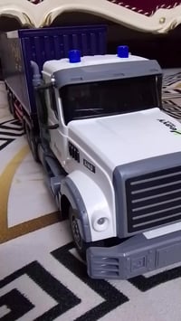 لوري شحن • اصلي