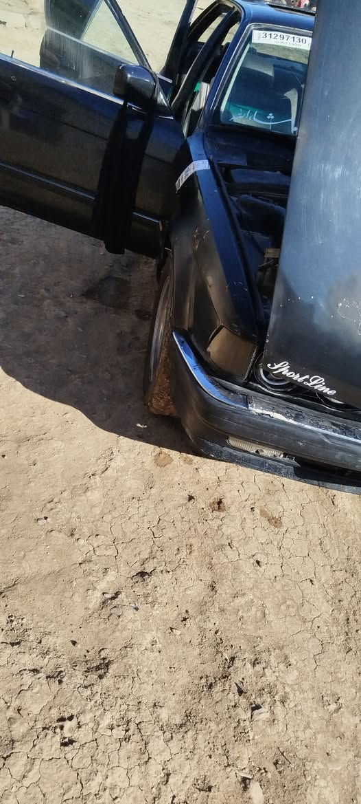 سلام عليكم بي ام 735محرك مفتوح لا بخار ولا دخان كير  اوتو ميكانيكي مو كهربائي يتاخر بالنمره الا يحما يرجع طبيعي اكسل لا صوت ولا ونه اكسل رون ناصي خرفتهه زينه كهربائيات كامله بيهه ضربه مقدار شبر بنيد وجاملق جهت السايق من يم السكن حداديه اماميه زينه خلفيه تعبانه رقم انكليزي سنويه لل27تحويل مباشر مطلوبه 500مرور ينكطعن سياره جاهزه للشارع ترايك وين متريد سعر 35مكاني ابو غريب *********** بيه واتساب
