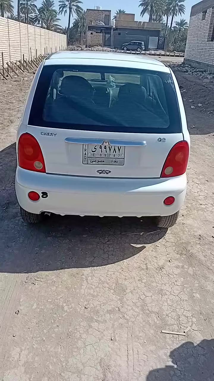 من رخصه الادمن كيو كيو ٢٠١٣ رقم بغداد اربعه سلندر كير عادي  مكفوله كفاله عامه من صبغ وضربه وخياس ومكينه وكير كفاله تبريد تدفئه تخم تاير بور جديد حداديه جديده كهربائيات كلها شغاله مسجل سماعات دمام سياره جديده بلعافيه على الي ياخذها شرط التحويل السعر ٣٥ وبيها مجال حك الضيافه مكان بابل /المسيب تواصل خاص او ***********
