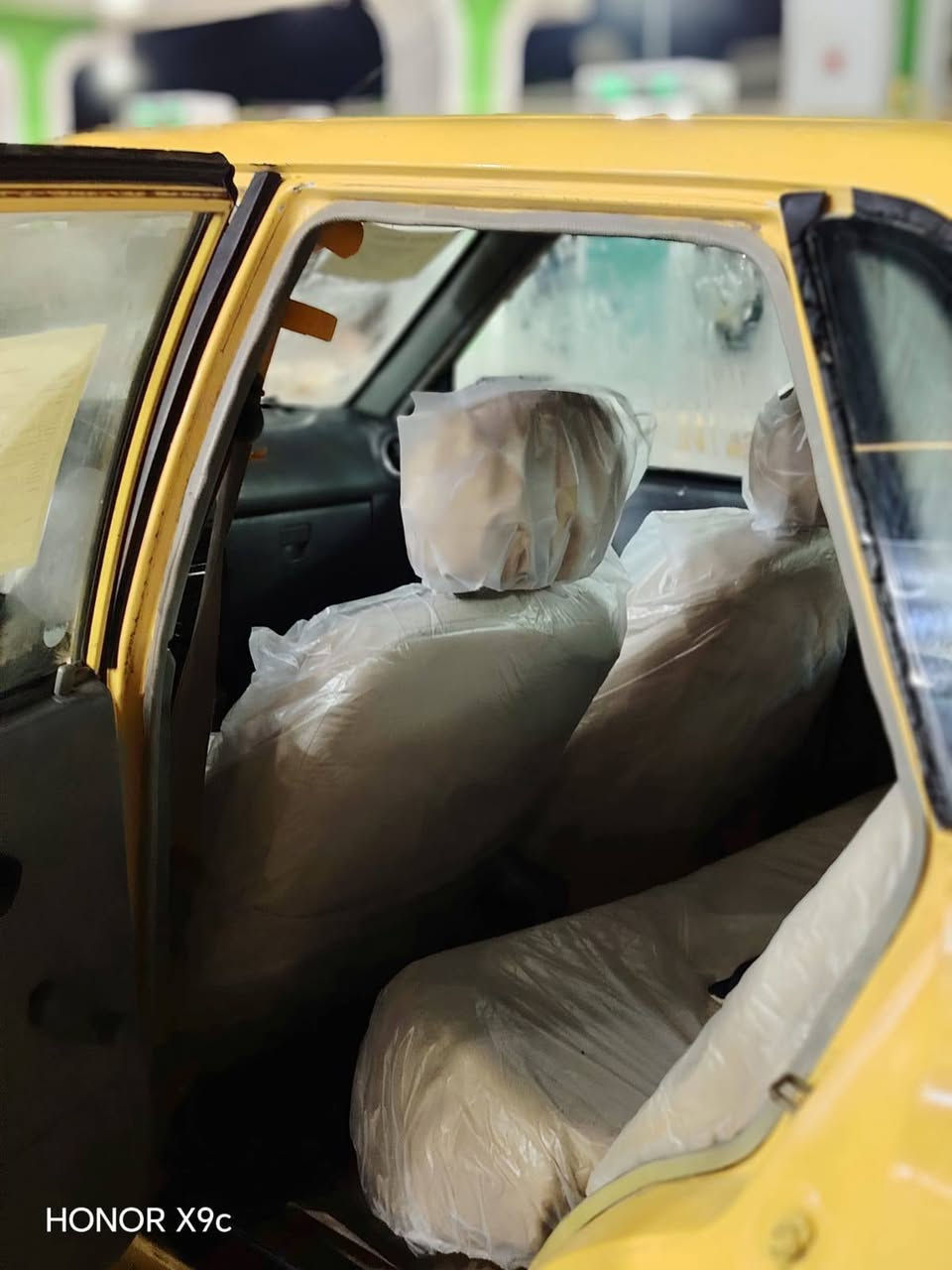 سايبه البيع موديل 12
محرك وكير مكفولات دوشمه جديده 
زوج مطلوبه غرامه توكع من سعره تايرات جديده سياره بل حقيقه حله من صوره 
سعر 26 بيه مجال وتساب ***********
