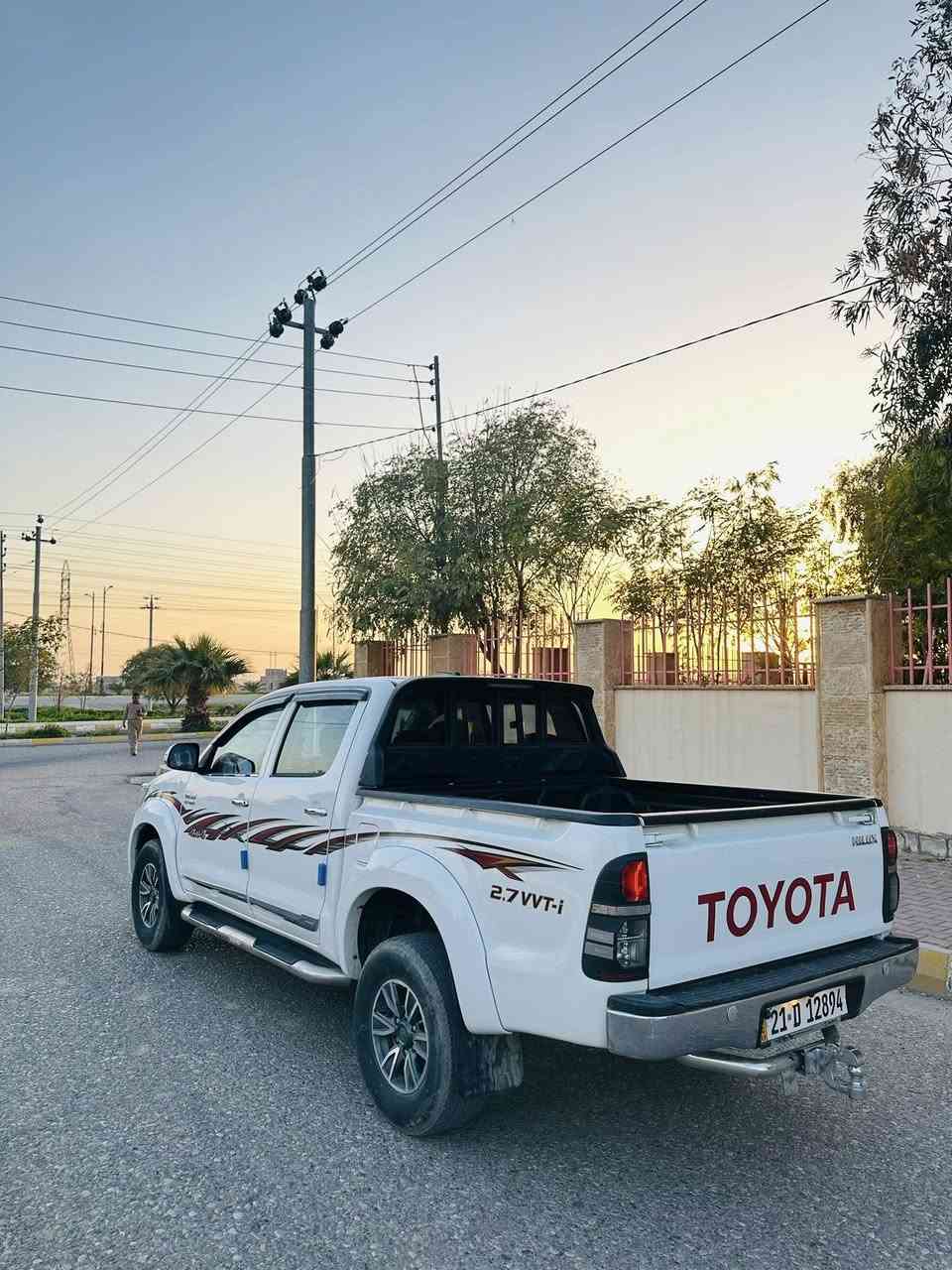 بيكم هايلوكس 2014 للبيع ام البطل
كير اوتماتيك 

السونار بل المنشور 

محرك ممفتوحً  على شركه 

ماشيه 102. الف حقيقي 

رقم سلمانيه سنويه هزه كله جديد بسمي

السعر 245بيه مجال بسيط 

مكان السياره السلمانيه كلار 

رقم ***********
