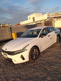 كي فايف موديل 2021 للبيع السياره مكفوله كفاله عامه  فول موصفات ما عده ...