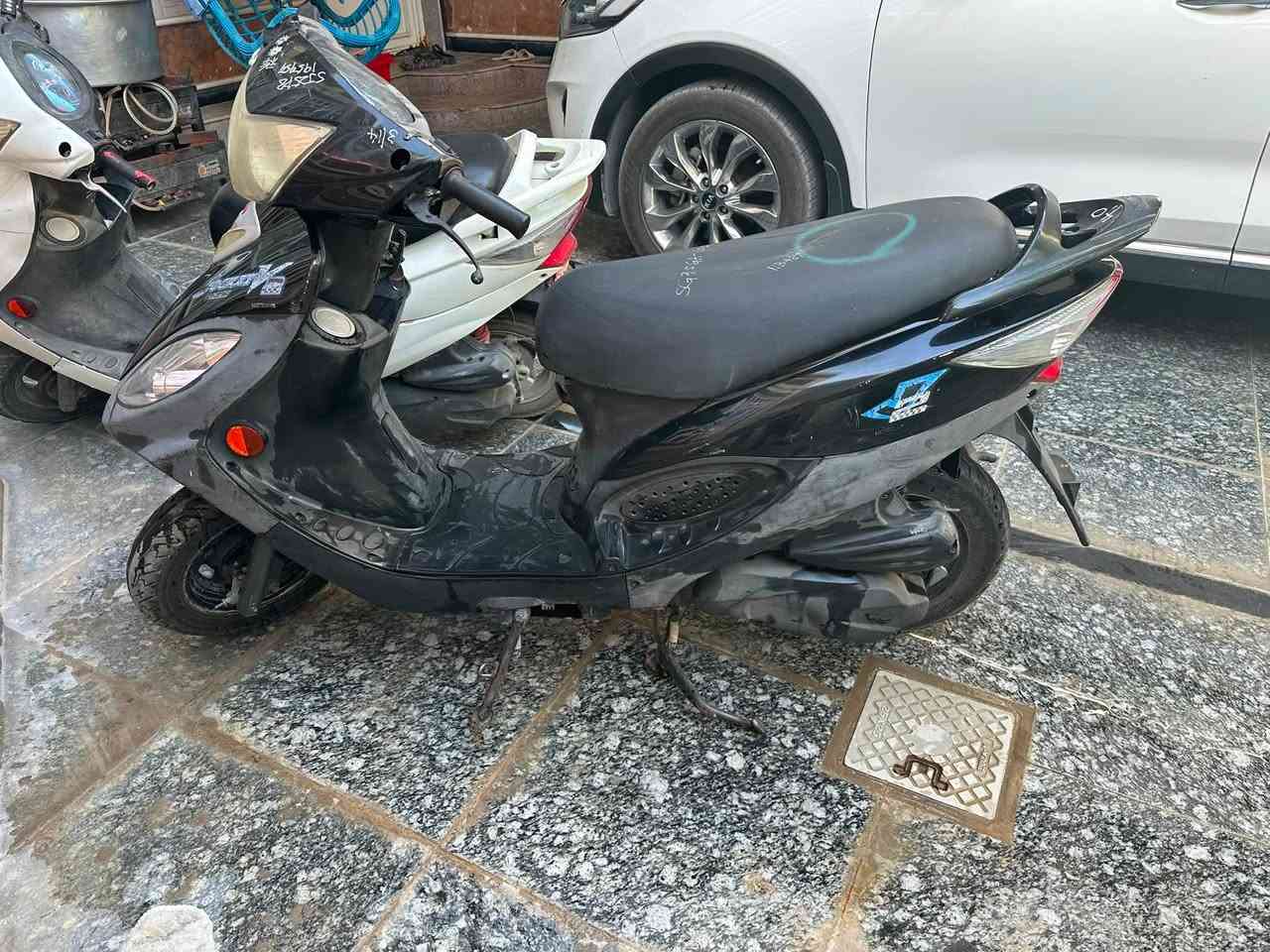 دراجة كامكو v2
محرك مفتوح رايمر 
السعر 550 وبيها مجال بسيط 
الاستفسار ***********
