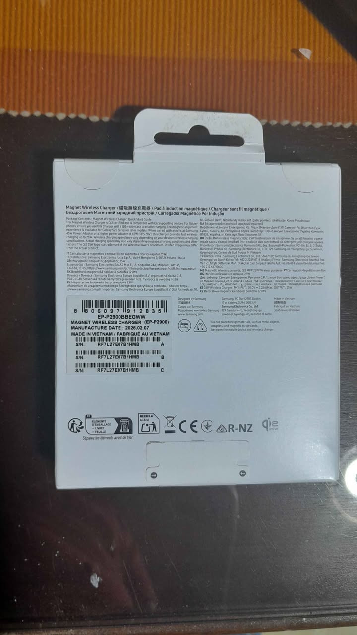Samsung Magnet Wireless 25W + Carte Deezer 3mois Gratuit تونس


**إذا كنت صاحب هذا الإعلان وتريد حذفه لأي سبب، رجاءا أرسل رسالة إلى الدعم الفني**