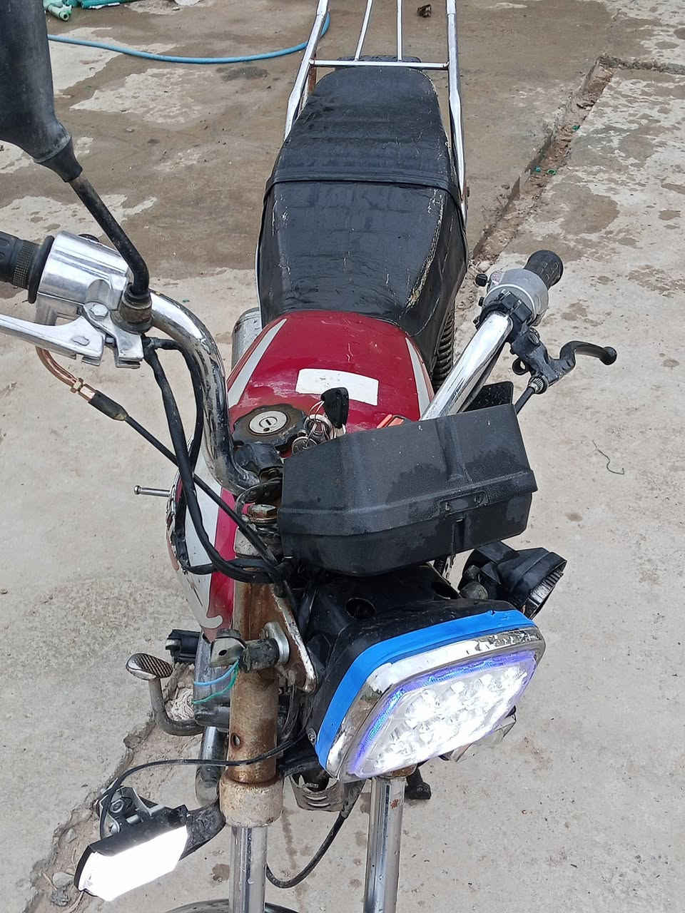 سلام عليكم دراجة للبيع موديل 2016اوراق اصولي سعر 475 و بيهة مجال بسيط مكان كربلاء بيع مستعجل


**إذا كنت صاحب هذا الإعلان وتريد حذفه لأي سبب، رجاءا أرسل رسالة إلى الدعم الفني**