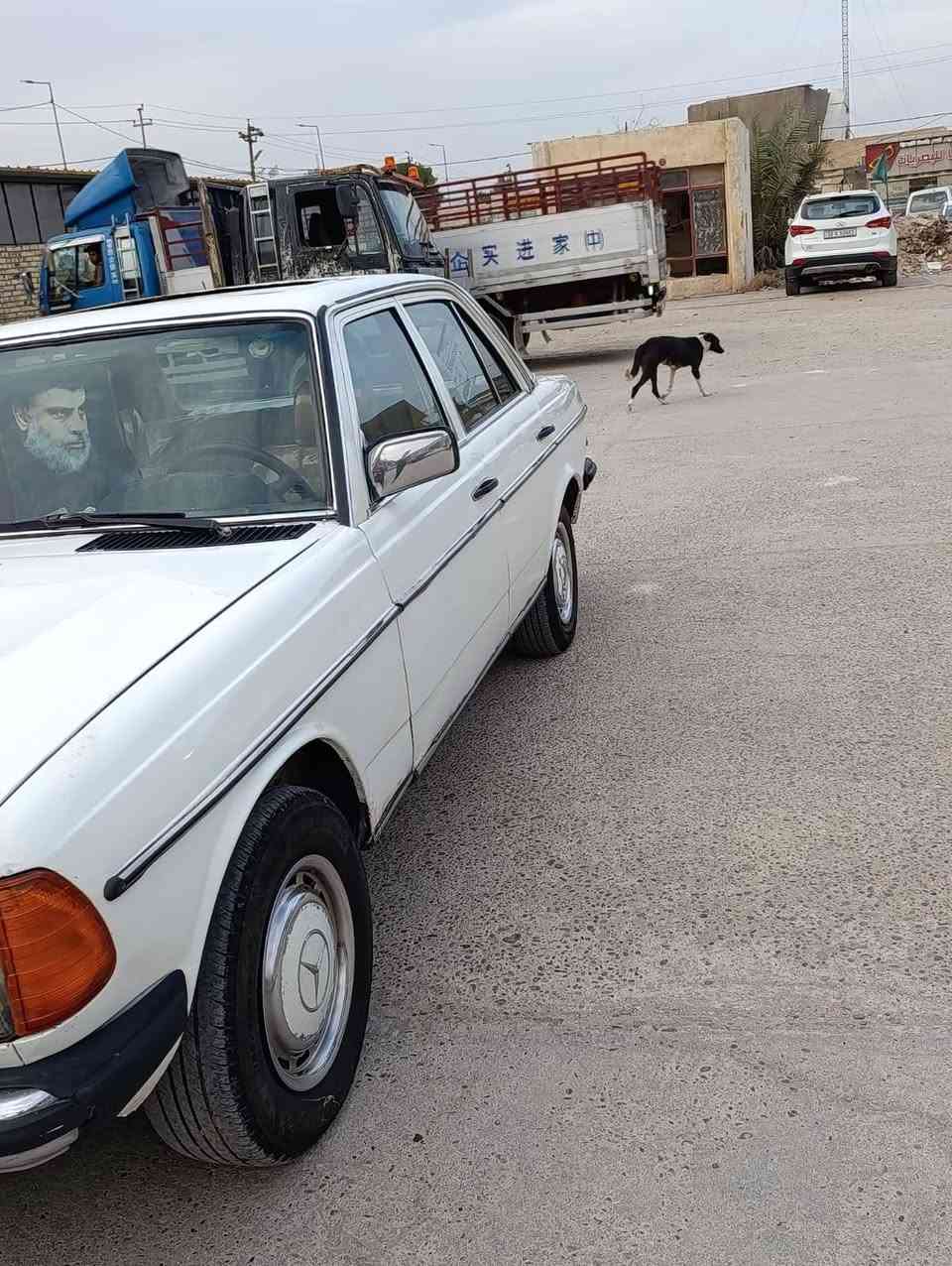 السلام عليكم ابو جحيل للبيع فول مواصفات جام كهرباء فتحت سقف محرك وكير بلاديه موديل 83 سعر 47 بيه مجال قليل بسمي ***********
