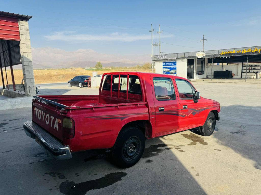 تویوتا مودیل 2000 دووپارچەی سبوغە پاش وپێشی کەپسە گێڕومەکینەی بەشەرتی دە  وەستا ئاڕم بەشەرتی ئەوەلیات فول مواسەفات
***********  // *********** أربيل, العراق
