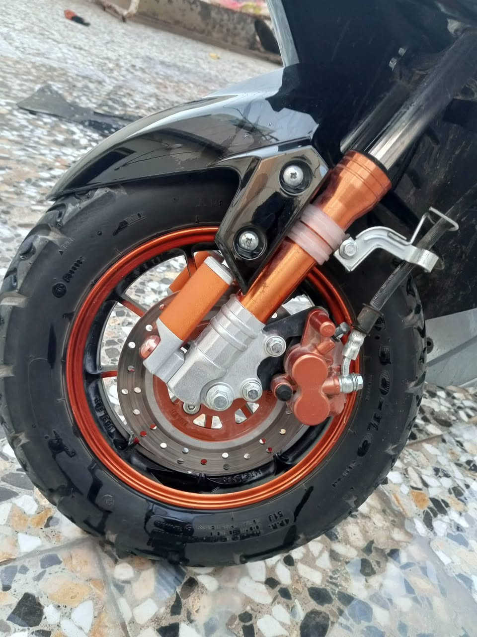 السلام عليكم 
دراجه fsللبيع دراجه نصيفه برغي مامفتوح بيهه فقط يحتاجلهه حصر للتواصل مراسله خاص او الاتصال ع الرقم ***********
