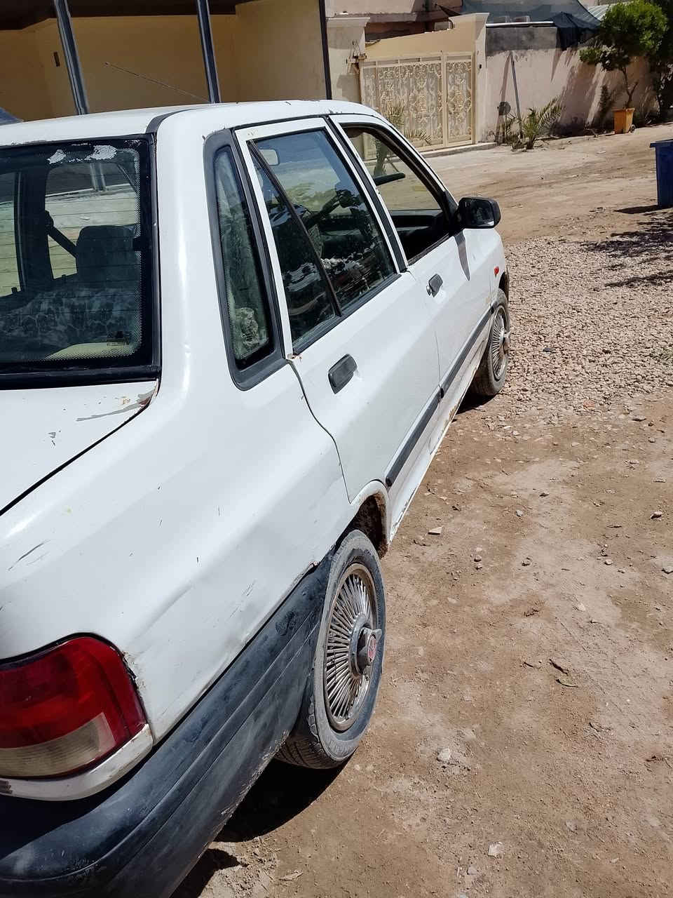 السلام عليكم سايبه2009سياره جاهزه تبريد حداديه تخم تاير كهربائيات كله شغاله سعر 22 مكان نجف ***********
