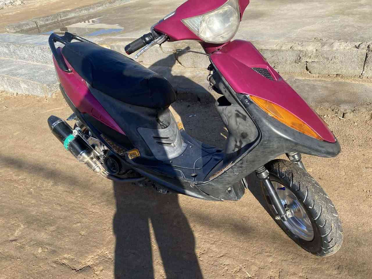 سلام عليكم شباب ماكس عدله البيع نضيفه شاصي مكفول سعر 400وبيهه مجال متوازي عله بيعتهة هاذ رقمي ***********
