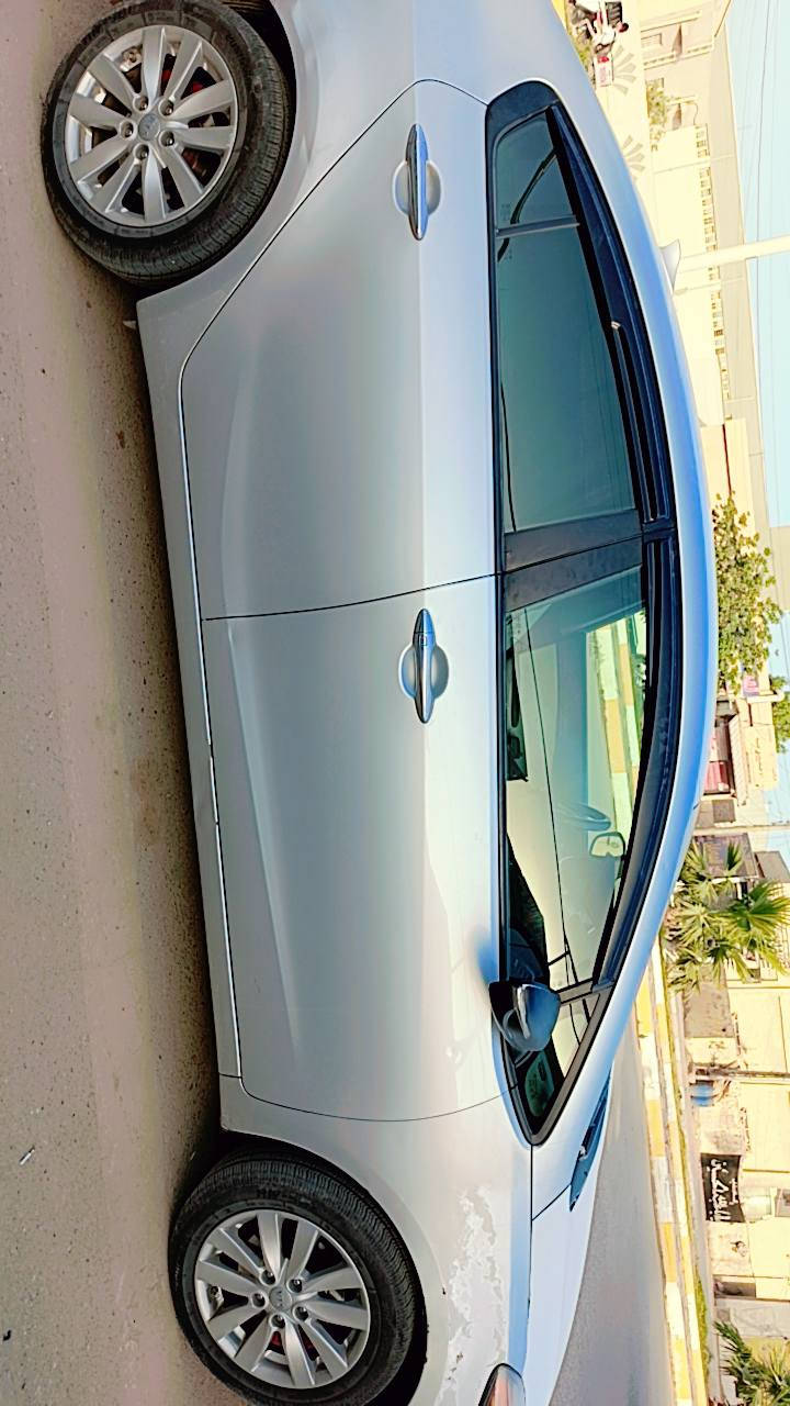 سياره فورتي 16لبيع سياره حادثه بس بنيد مبدل وجاملغ 
نفسه معمر سياره نضيفه وحلوه لسفسار ***********
مكان سياره ناصريه 
السعر 103
