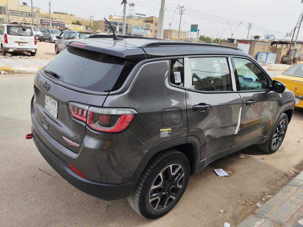 السلام عليكم جيب كومباس موديل 2019 السياره بيه بنيد مبدل ورش جاملغ امامي الايمن ورش خفيف جاملغ الخلفي الايمن السياره حلوه ونيضفه جاهزه گير مكينه حداديه وتبريد كله شغال مكان السياره ناصريه مركز الشراي يتصل ***********
