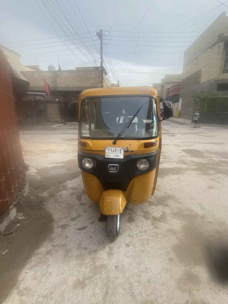 سلام عليكم تكتك البيع موديل 2021 شهر 11 رقم وسنويه مكين مجفت وخير من الله سعر 700,00 بيه مجال بسيط  توصل علئ فيس ورقم ***********
