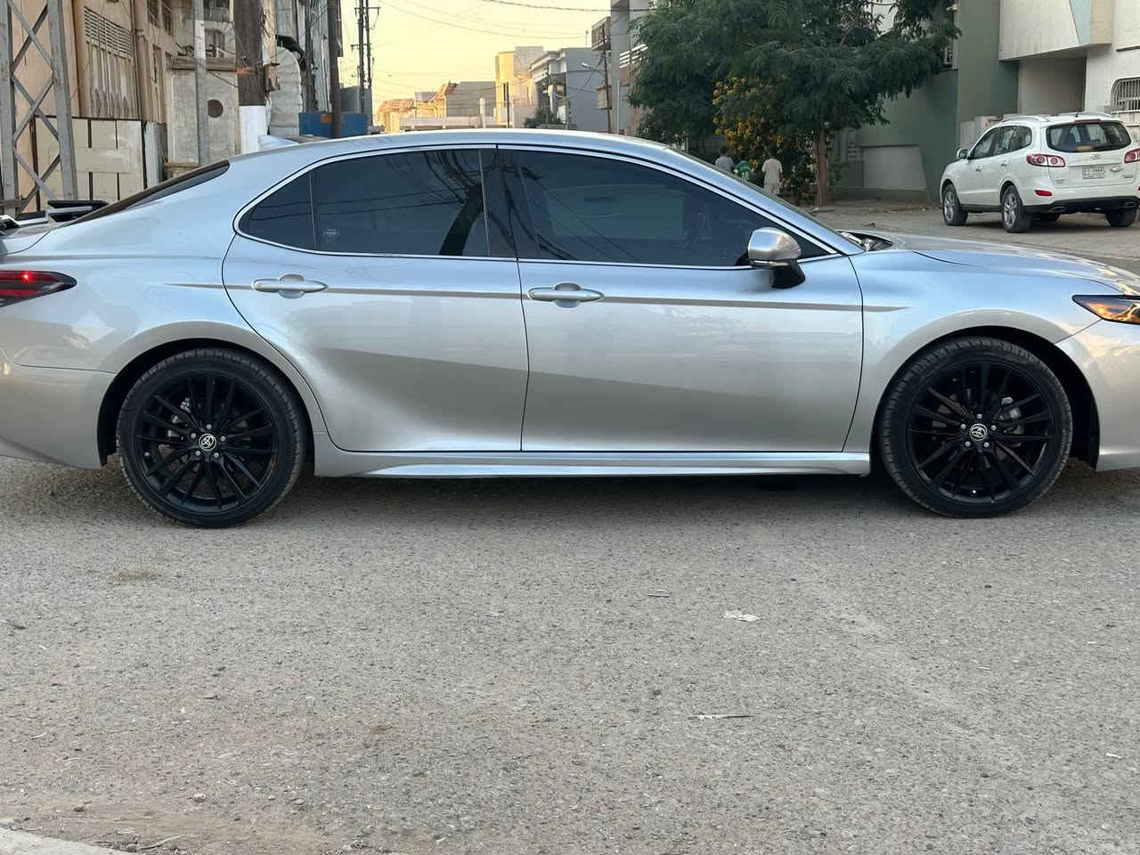 كامري 2023
المواصفات : XSE

فول مواصفات عدا الفتحة 

أبواب بصمة

بصمه تشغيل

تشغيل عن بعد (REMOTE START)

شاشة كبيرة

كامرة خلفيه

ويل 19 رياضي

حساسات خلفيه 

هاند بريك بصمة

اوتو هولد (AUTO HOLD)

اوتو ستارت (AUTO START)

اوتو ستوب (AUTO STOP)

رادار امامي (تحديد مسار)

رادار جانبي (نقاط عمياء)

مانع انزلاق+ ABS

3 أنظمة (ECO)(NORMAL)(SPORT)

نظام EV MODE

كشنات جلد + كشنات كهرباء

كشنات هيتر

تحكم ستيرن + شفتات ستيرن

لايتات (LED) عدسه زنون بلادي

أناره داخله (led)

ترحيب بلادي بالدوسات 

شاحن واير ليس

مثبت سرعه تفاعلي قيادة اليه

تحديد مسار 

مكاني(كركوك)

السعر (238)وبيها مجال للشراي

الضرر : جامرلغ امامي سكن بدون ايرباك

الرقم: ***********
