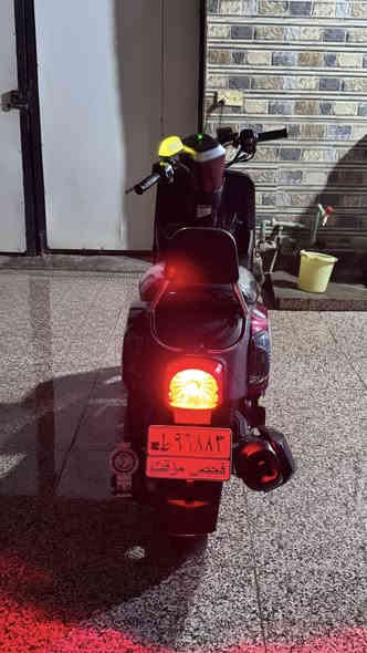 يا لله دراجة بوليس مسطرة موديل ١٣ دراجة خير من لله شرط الفحص وضمان كهربائيات شغالة من الطول لطول شلعة معدل دراجة ادريلة دهن ام زويل  وبانزين محسن ومنضف جويترا وتانكي مال بانزين يعني دراجة لعابه وخذه وين ماجان وخذ بية تراي وين ماتريد وبل عافية ع ياخذة سعرة مليون و٣٠٠ وبية مجال حك الجية وتددلون عنوانه ناصرية سوق الشيوخ رقم - ***********
