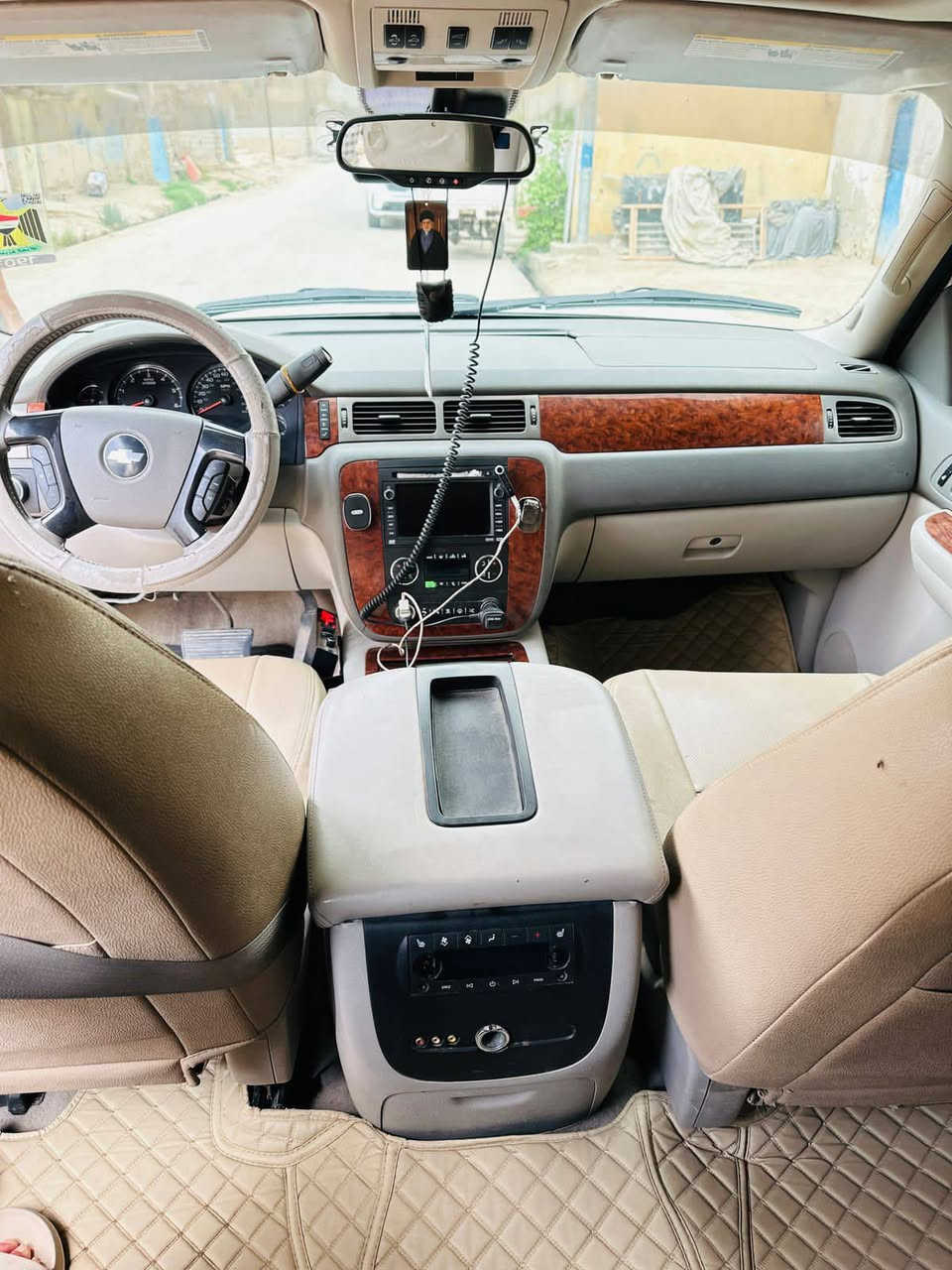 تاهو ادوات اعلى فئة LTZ
موديل ٢٠٠٨ 
دخول سياحة 
كفالة عامه من كص وصبغ وضربه
مكينة كير كفاله
حدادية جديدة كارتون
مواصفات فووول
حجر بيئه بلاد 
السيارة ع البلاد كلها
سعرها ١١٠ وبيها مجال للشراي
العنوان ذي قار

***********

***********‬‏ واتساب فقط
