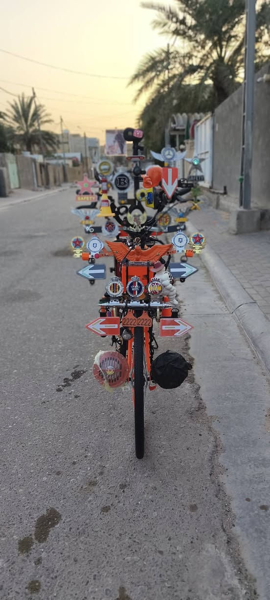 السلام عليكم باسكل حجم 26 كامل مكمل ونضيف كلش موديل 24 امبي ثري +هورنات ثنين تك كوستر وبوش جنح اصليات سعره قفل هوه والهورنات 500 بدون الهورنات 400قفل للاتصال ***********
