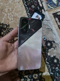 بوكو F7  ذاكرة 512 جهاز مصارله كم يوم كامل ملحقات  475 وبي مجال 077518...