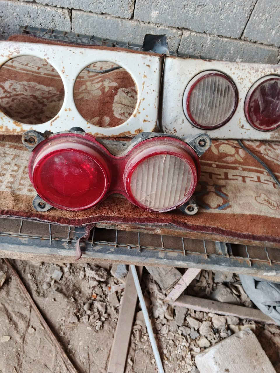 سلام عليكم عندي بك ليتات مال بنكو كصه سعر الزوج 45 قفل هاتف ***********
