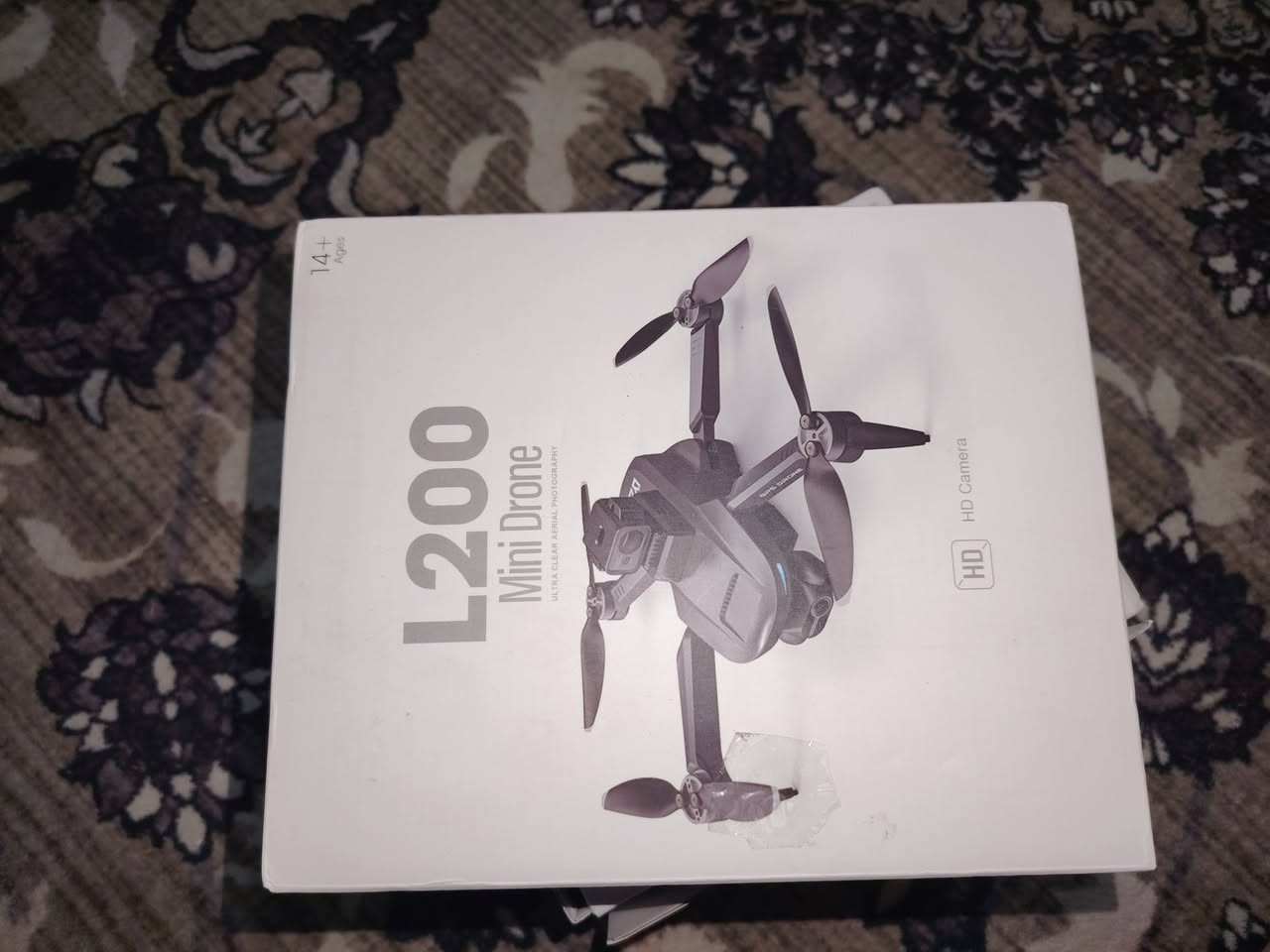 درون للبيع فقط بصره ابيع غير محافظه ما ابيع او اذا تريد تجي تاخذها اذا غير محافظه موجود ثلاث درون ال (1-L600 جديده تم استخدامها فقط للطيران داخل البيت للفحص السعر 160 )(2-درون L200 جديده تم استخدامها فقط للطيران داخل البيت للفحص السعر105 )
(3-درون L600 مستخدمه شغاله كلشي ما بيها السعر 90)
ملاحظه :  جميعها كمبل وتجي تفحص ولي يعجبك +لا تجيلي وتكلي شكد نهايتها اذا شراي راسلني وكلي سعرك النهائي


**إذا كنت صاحب هذا الإعلان وتريد حذفه لأي سبب، رجاءا أرسل رسالة إلى الدعم الفني**