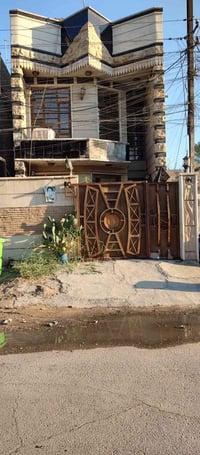 بيت للبيع حي اور ال 600 قرب مدرسة اليعربية  المساحة 85 متر  الواجهة 5 ...