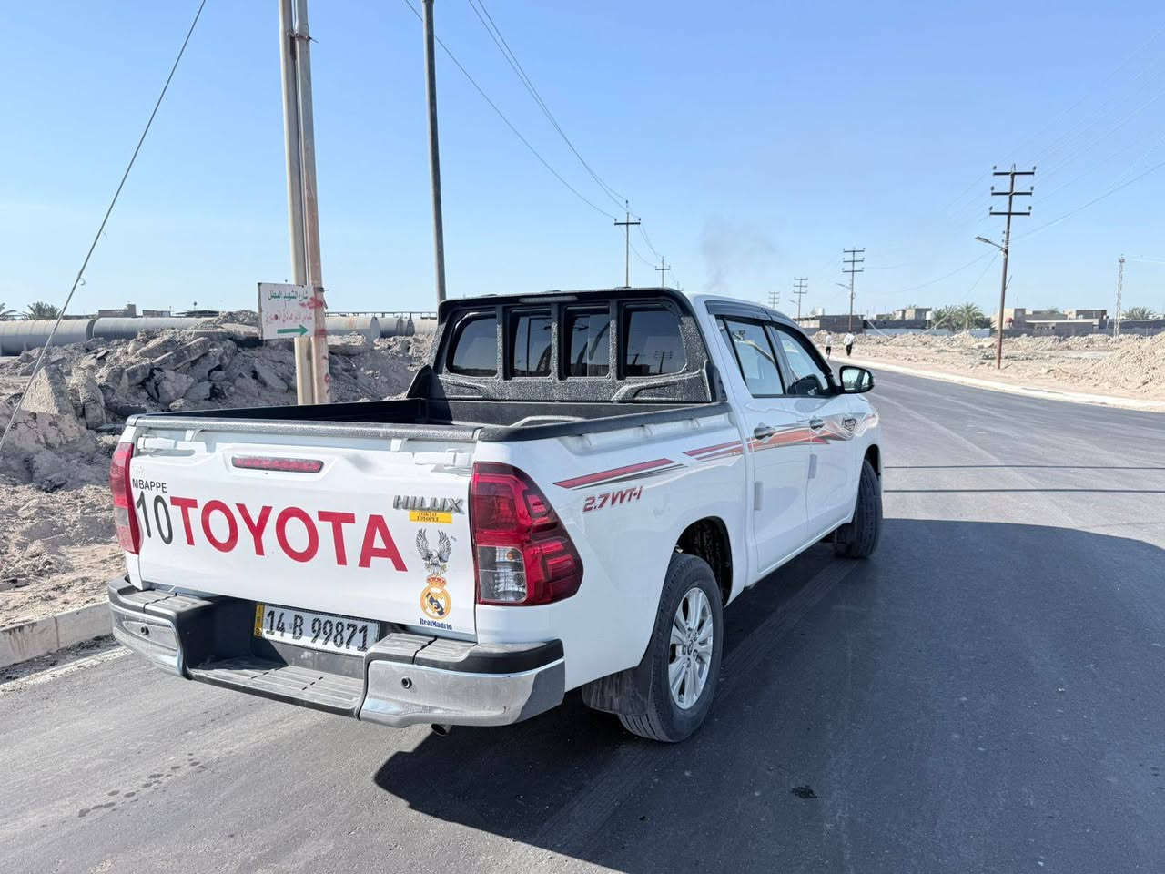 بيكب هايلوكس مديل 2024 بعدها زيرو ماشيه 20 الف حقيقي
بسمنه رقم بصره جديد 
سعر 270  بيه مجال قليل 
*********** /***********
