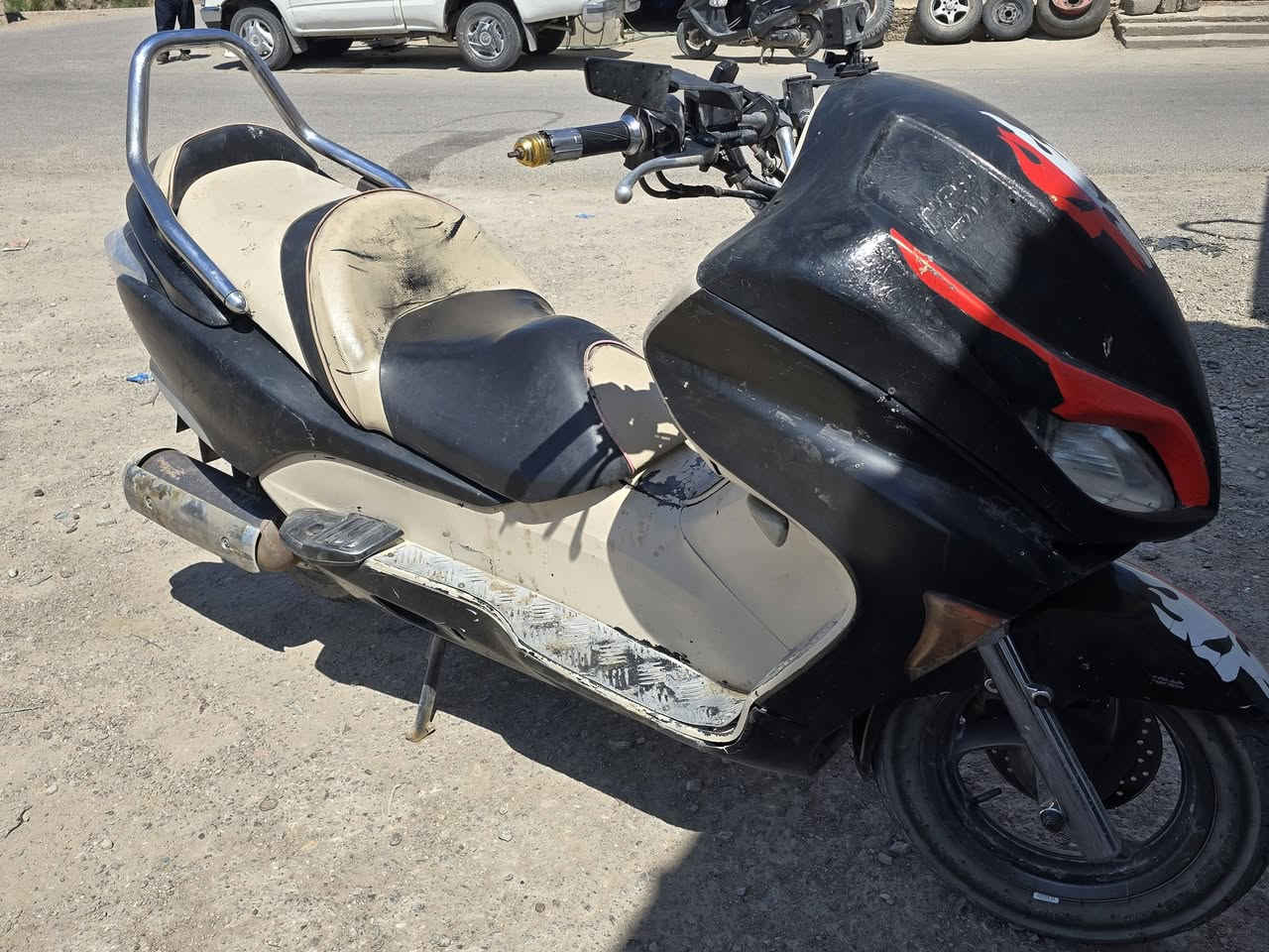 فورزه 09 عميه بلادي
اكو صور مزوره بيها موجود تزويد بس اشدهن اكو صور بدون تزويد 

مسجل ومنضومه زنون كهربائيات كلشي شغال 

مكان الكوت 

السعر ب800


**إذا كنت صاحب هذا الإعلان وتريد حذفه لأي سبب، رجاءا أرسل رسالة إلى الدعم الفني**