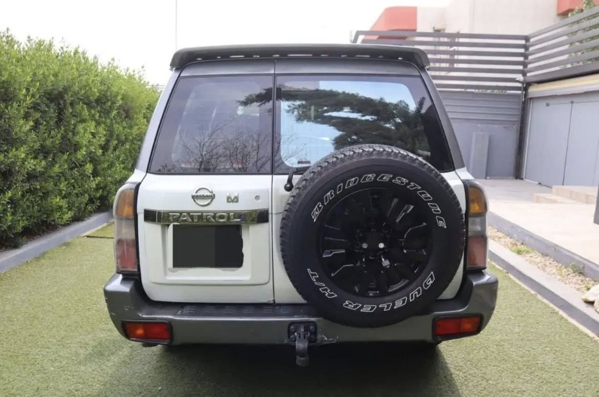 نیسان پاتڕۆڵ سوپەر سەفاری
نیسان سوپەر سەفاری

مۆدیل ٢٠١٨

گێڕ ئۆتۆماتیک ٥ نمرە

مەکینە ٤٨٠٠ ی ٦ پستۆن

٢١٥،٠٠٠ هەزار کیلۆمەتر ڕۆشتووە

کوشن جلد 

دەبڵ ئەکسل

شاشە

حاسەی تایە ( بڕی هەوای تایەکان ) 

دوگمەی تراکشن

قفڵ مەرکەزی

ئاوێنەی کارەبا

لایتەکانی بەرز و نزم ئەکرێت

سوکان ڤۆلیۆم

جام کارەبا

سڵاید

بلاجیکتۆر

سەیارەکە تەنها دوو دەرگا بچوکەکەی پشتەوەی بۆیاخە

سەنەوی تا ٢٠٣١ تازەیە 

نرخی ٣١٠$ وەرەقەیە

ژمارە مۆبایلی خاوەنەکەی : 

0780 434 4344

واستئاپ

شوێنی سەیارەکە : هەولێر
