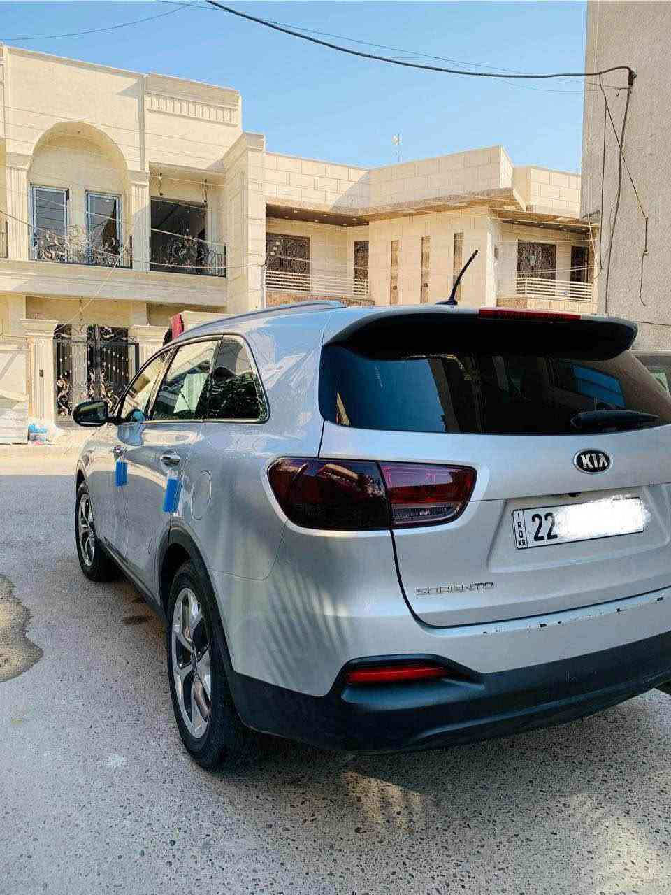 سلام عليكم 
لبيع او مراوس 

كيا سورنتو 
موديل 2017
وارد امريكي حادثه بنيد و جاملغ 
بدون دواخل مكفوله من شاصي ولغد وتكم وقمارة 

محرك 6 سلندر 
7 راكب 
صبغ قطعتين فقط 
ماشية 128 الف مايل

محرك كير اكسل حدادة صدر تبريد كله مكفول رقم اربيل جديد تحويل مضمون 

سعره 165

الاتصال هذه رقمي واتساب 
*********** بغداد, العراق
