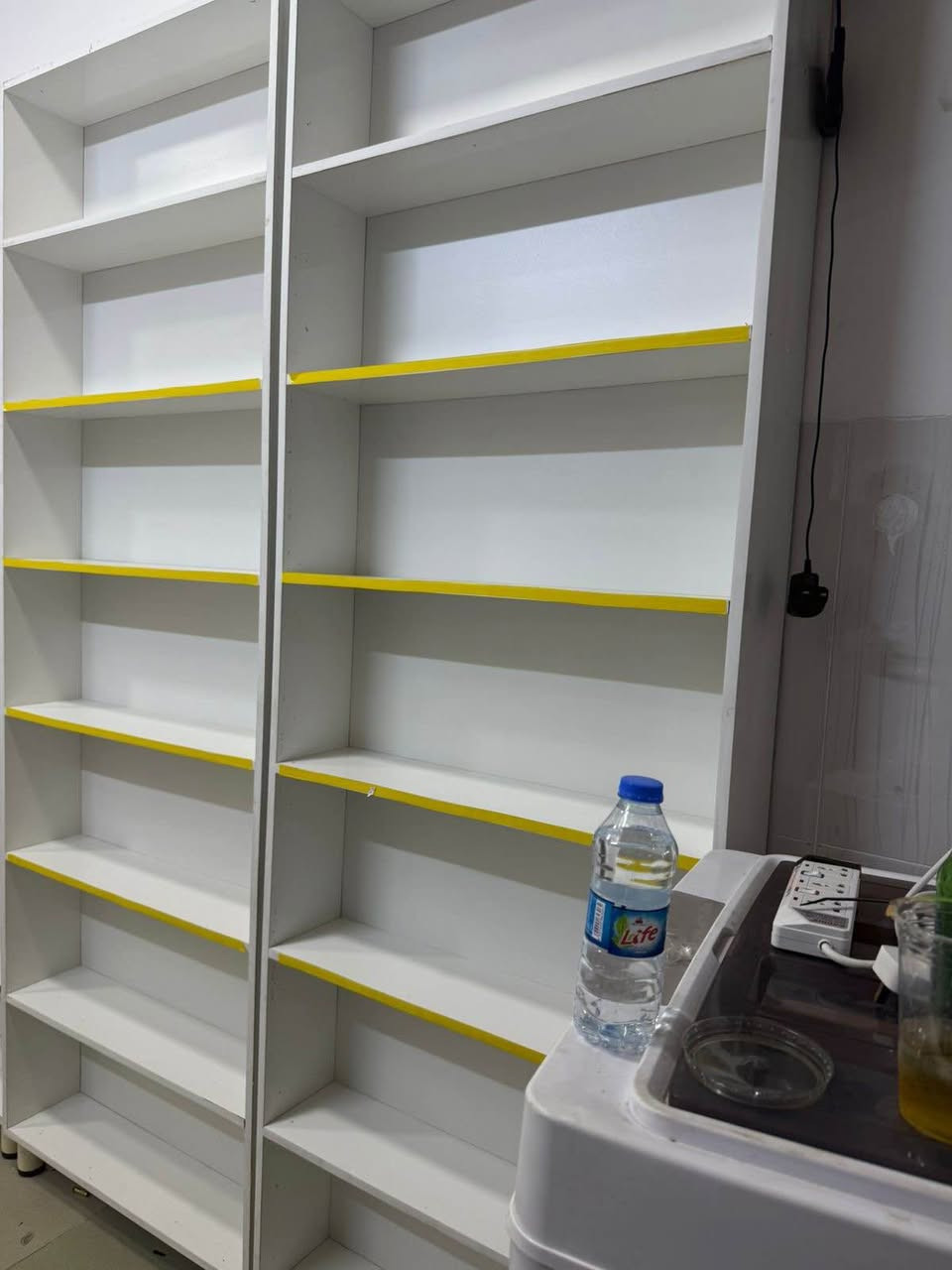 رفوف عدد 4 
قطعتين ارتفاع 250 وعرض 100 والعمق 20 

وقطعتين ارتفاع 250 وعرض 85 والعمق 20 أربيل, العراق


**إذا كنت صاحب هذا الإعلان وتريد حذفه لأي سبب، رجاءا أرسل رسالة إلى الدعم الفني**