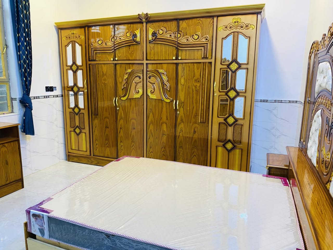 ﷽

معمل ومعرض مظاهر النجار 

#انسب_الاسعار
‎ غرفه_نوم_نجاره_عراق#

صبغ  حراري 

نوع الخشب وجه صاج داخل عادي 
ضهر 4 ملم تارس 
مكونات الغرفه كنتور 6 باب قاطين  
                     زاويه 2 باب قاطين
                     ميز مرايه 
                     تاج جربايه 
                     كومدي جربايه عدد 2 
                     كومدي تلفاز

📍📍مع كل غرفه 🎁هديه  📍📍
              تتوفر خدمه شد ونقل 

لمعرفه التفاصيل التواصل مع الصفحه 

واتساب او الاتصال عـ

‏‭0771 335 3142‬

***********

#تخفيضات_عروض
#نجاره #عراقيه #عراق #بابل #المسيب
