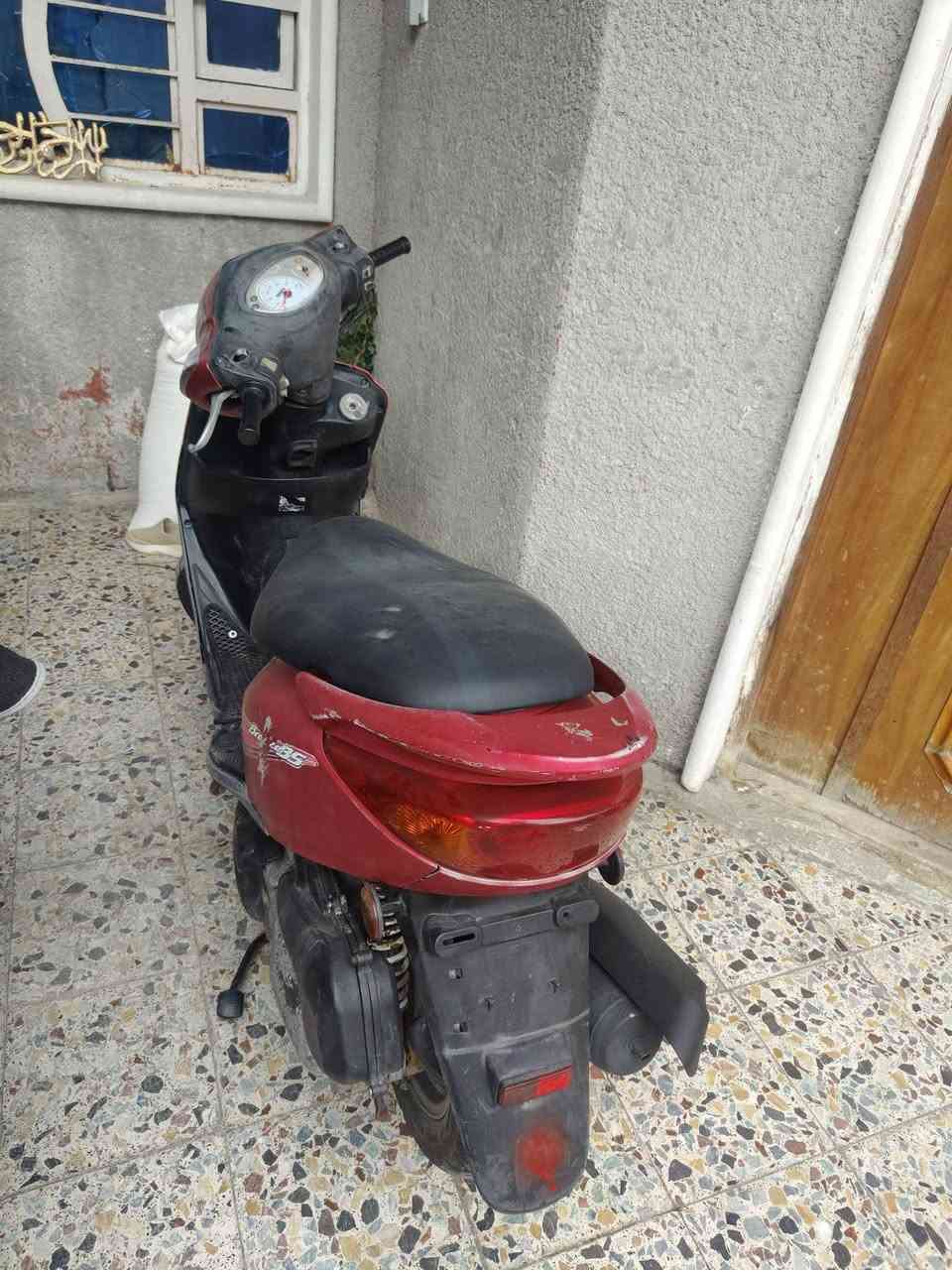 السلام عليكم
درجة بريز بغبغاء نوزل لايت عالي 
دراجة احله من صور جديده 
كفاله بس الكفر الامامي 
مصبوغ اثر الجراد 
مكينة جديده 
كهربائيات شغلاله شلع 
مكينة ماتنسمع 
السعر 850 
مكان العبيدي تواصل ***********
