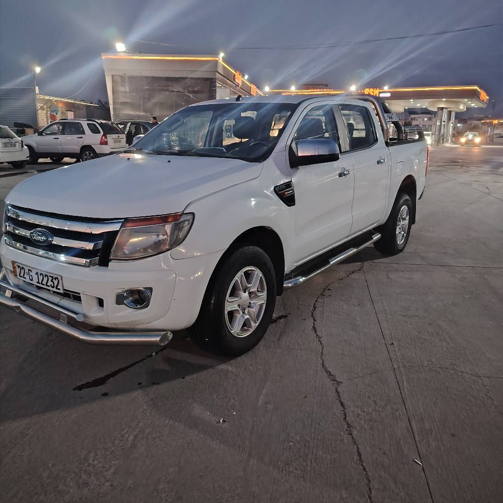 قطعتين صبغ چاملغ وبنيد گير عادي دبل اكسل 4×4 جاهزه مابيها اي نقص السعر 115/وبيها مجال بيع مستعجل الرقم *********** أربيل, العراق
