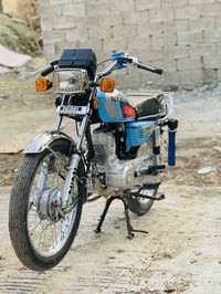 دراجة نارية • موديل ٢٠٢٥