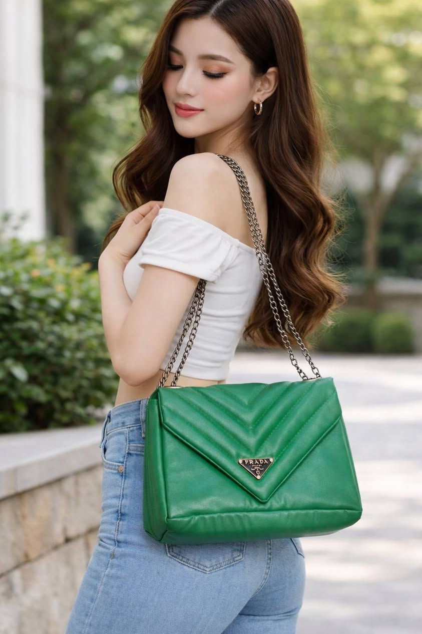 حقيبه ٣ الف قطعتين ب5 الف توصيل بسمايه الف


**إذا كنت صاحب هذا الإعلان وتريد حذفه لأي سبب، رجاءا أرسل رسالة إلى الدعم الفني**