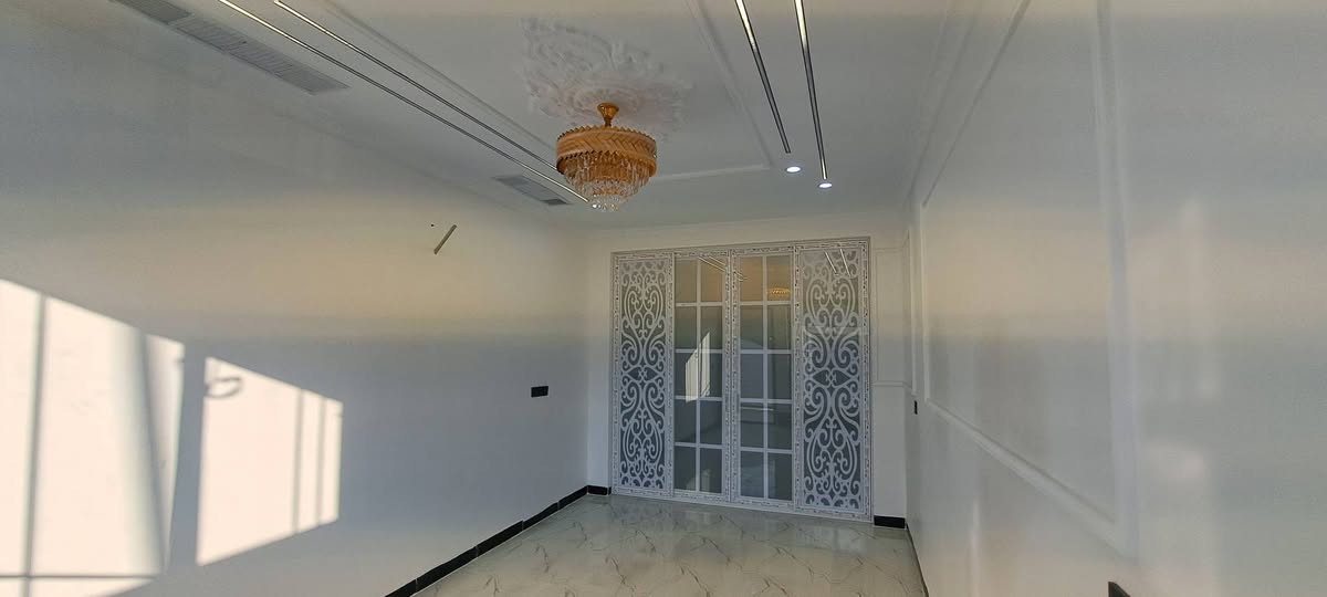 خانوفرۆشتن فوڵ مواسفات هه ولیرهشتی 8 حەسارۆك 125متر دوونهۆم پێکهاتووەلە4ژووری نوستن دیوخان هوڵ مەتبە گەرماونرخ6دەفتەرو90ورقە معاملە***********واتساپ  بیت اللبیع فی اربیل8حەصاروك فول مواصفات طابقین4غرفە نوم صاله مطبخ آستقبال گراج کامل خدامات سعر6دفاترو90ورقە *********** أربيل, العراق
