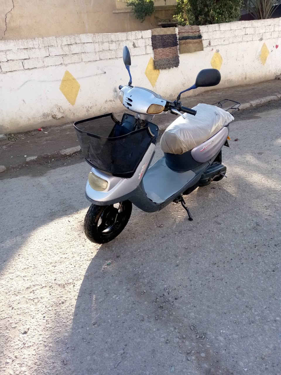 سلام عليكم  دراجه ام سله دراجه حلوه مكينه ما مفتوحه جاهزه دراجه نكره صبح ويرادله  وتشتغل سلف وبيه ونه خفيفه بل اكسن السعر 200وبيه مجال المكان مسيب رقم ***********بي واتساب
