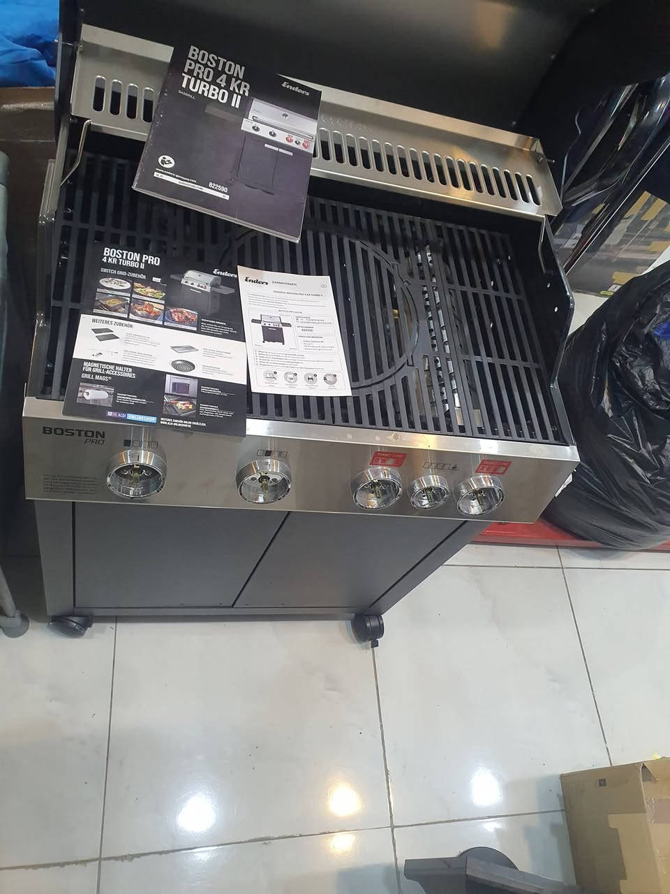 شواية عملاقة جديدة بالكرتون بس طلع نقص بيهة الجوانب الاثنين او السيدات مال تحكم بالحراة شلون مال طباخ ماركة طبعا سعرة 200 جاي ينباع 350


**إذا كنت صاحب هذا الإعلان وتريد حذفه لأي سبب، رجاءا أرسل رسالة إلى الدعم الفني**