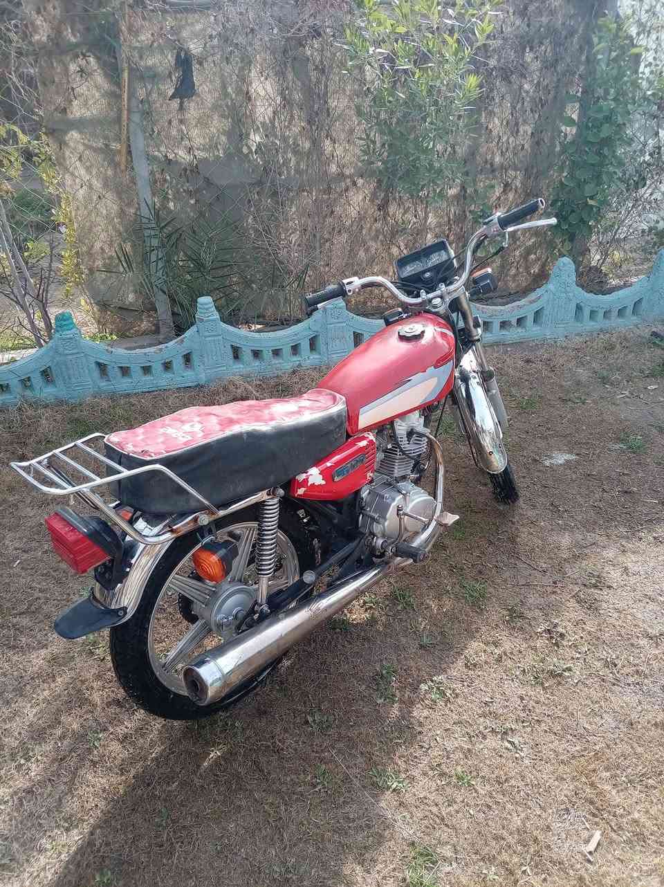 دراجه للبيع نظيفه أوراق اصوليه مكينه نظيفه سعرها 500وبيها مجال


**إذا كنت صاحب هذا الإعلان وتريد حذفه لأي سبب، رجاءا أرسل رسالة إلى الدعم الفني**