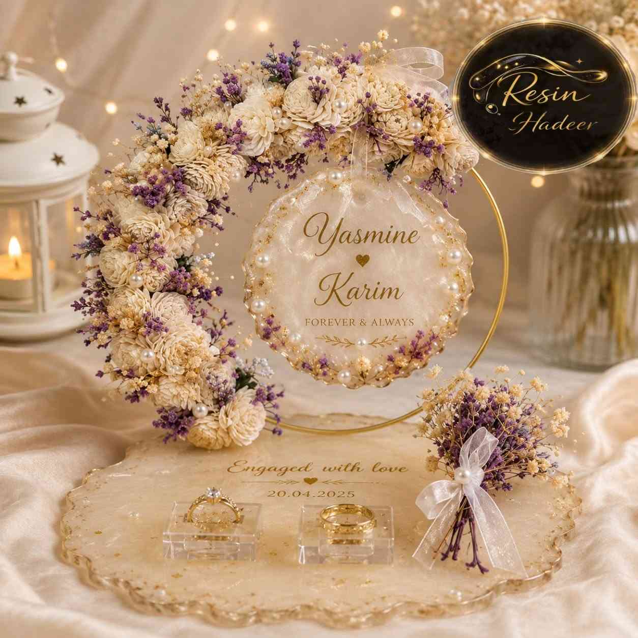 "فيه لحظات في حياتنا بتستحق تفضل قدام عينينا كل يوم... 💕✨
لحظة كتب الكتاب، أول خاتم، أول هدية، أو حتى تاريخ عمره ما هيتنسي.

علشان كده بنحول ذكرياتكم لقطعة ريزن مصنوعة بإيدينا، تحمل أسماءكم، تاريخكم، وتفاصيل بتحكي حكايتكم بكل حب. 🤍

كل قطعة بتتعمل مخصوص ليكم، عشان تكون مش مجرد ديكور... لكن ذكرى جميلة تعيش معاكم سنين، وتفضل تفكركم بأحلى بداية وأجمل المشاعر. 🌸

لو نفسك في قطعة مميزة تعبر عنكم أو هدية تخطف القلب، ابعتلنا رسالتك، وإحنا هننفذها بالشكل اللي يليق بذكرياتكم. 💌"

#ريزن #هاند_ميد #ذكريات_لا_تنسى #هدايا_مخصصة #خطوبة #كتب_كتاب #زفاف #ديكور_منزل #هدايا_العروس #ResinArt #Handmade #ذكريات_جميلة


**إذا كنت صاحب هذا الإعلان وتريد حذفه لأي سبب، رجاءا أرسل رسالة إلى الدعم الفني**