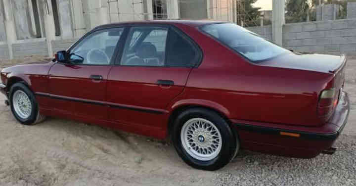 سڵاوی خوالەهەموو لایەک بۆفرۆشتن بیئیم کەڀسی جیجیتاڵی گێڕ عادی مۆدیل1992 520سەیارەکە زەڕبەی نیە ڕزی وی نیە سەرفو بوخاری نیە ناودەری یەک لەیەک جوانترە عام ڀەم ڀە بۆجوانی تازەش کراوە ڀۆلیشەکەی ماوە مشتەریت مەسج کە یان تێل ناونیشان سمود ڕزگاری ***********👉🏽دڵی ئادمین
