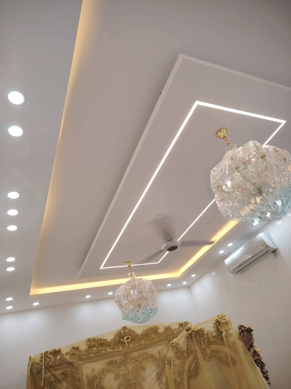 ‎ديكورات وأصباغ بمنتهى الجودة والإتقان ✨✔️
‎عمل طلس + ديكور بسيط حسب الطلب + صبغ  في غاية الروعة وحسب طبيعة المكان الوظيفية.
‎أنهي المرحلة الأخيرة من تجهيز منزلك بعالم ديكوري ساحر.
‎ميز بيتك بأرقى الديكورات التي يتم انجازها بادق التفاصيل 
‎استغل #الفرصة ليصبح منزلك اكثر رونقاً واناقه
‎تصاميم رائعه تناسب جميع الاذواق
‎لمنزل عصري وانيق 
تواصل معنا 
#ديكورات #تشطيب_ملكي_فاخر #بديل_رخام_3d #العراق #بغداد #اصباغ  ***********
