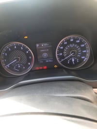 سيارة لانترة موديل 19 كامل مواصفات بصمه + فتحة +رادر بل مري + لايت زنو...