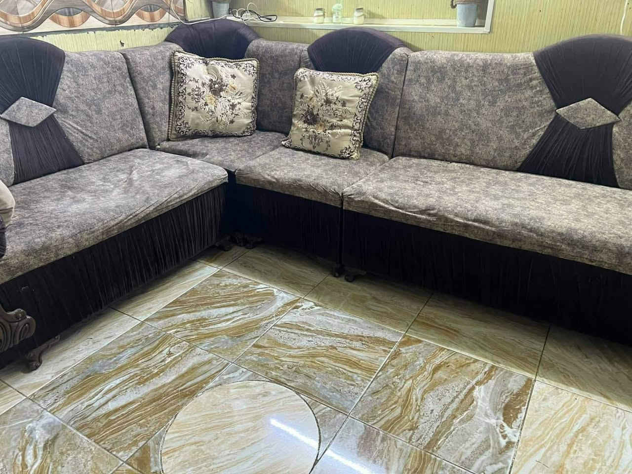 تخم نظيف للبيع سعر 100 وبي مجال


**إذا كنت صاحب هذا الإعلان وتريد حذفه لأي سبب، رجاءا أرسل رسالة إلى الدعم الفني**