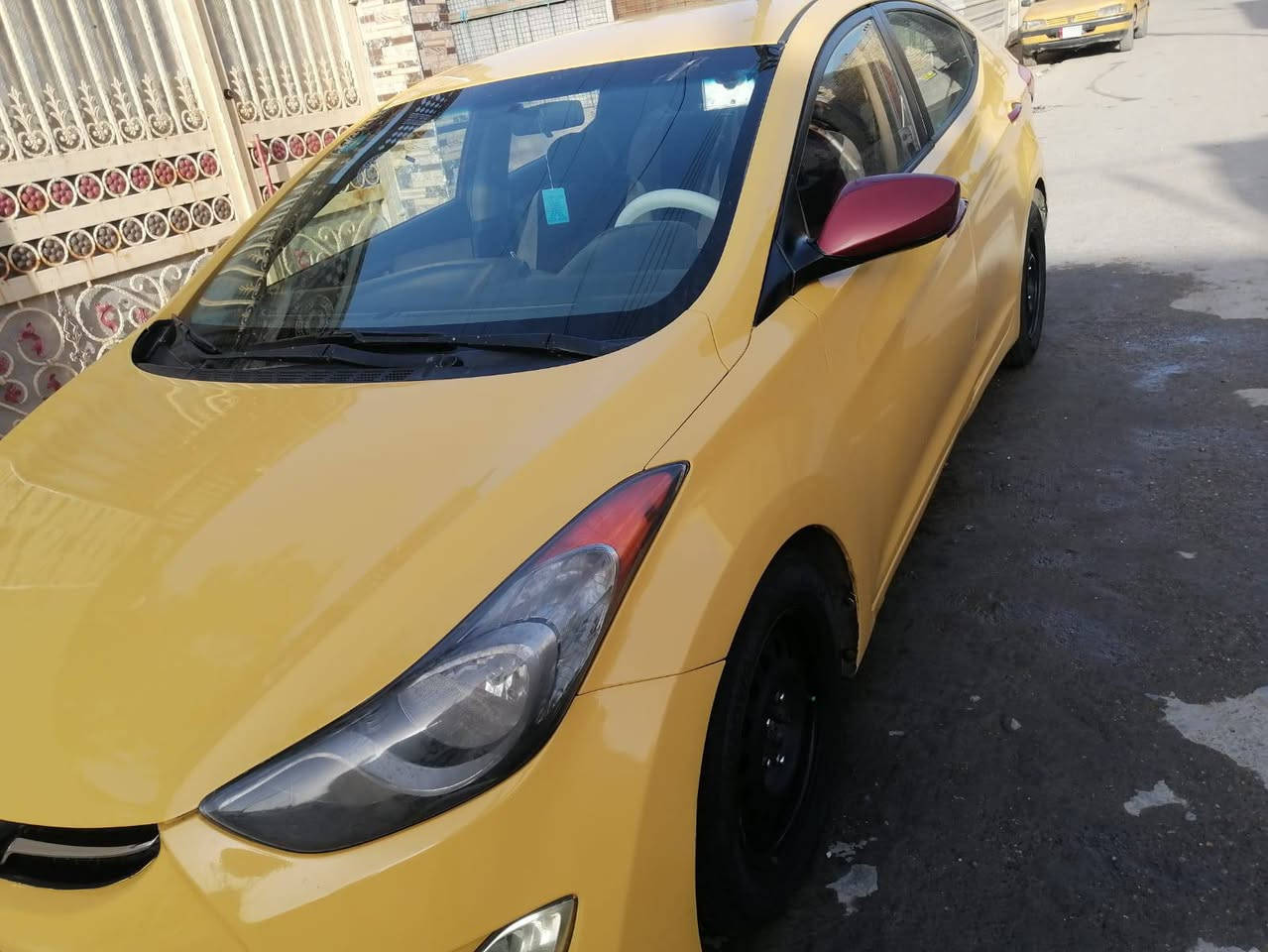 السلام عليكم النترا موديل 2013 وارد امريكي حادثهه باب خلفي عكس السايق ونص من الجاملغ رقم ديالى الجديد انكليزي بأسمي محرك 1800 دوش مكاني بغداد العماري قرب حي النصر السعر 93 غير متواجد على الفيس الشراي يتصل ***********
