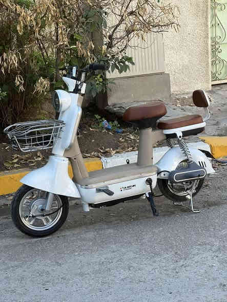 *_~سلام عليكم شباب دراجه شحن البيع استخدام12يوم  فقط تجي وشوف بعينك دراجه بعدها زيرو ع وضع شركه 
الموديل2025
نوعيه KOREA.MR🦅
الحجم 14💪🏻
بطاريات 4❤️‍🔥
السرع3👀
سرعه 45🧿
تمشيك 35كيلو وكثر🫵❤️‍🔥
تايرات جويلس😈
اشاير رباعيه😛
استان صفح 👽
استان تعليك 🤡
شاشه تاب تعرض لك اي عطل 👨🏻‍🏫
 اي استفسار تصال👇🏻

***********
