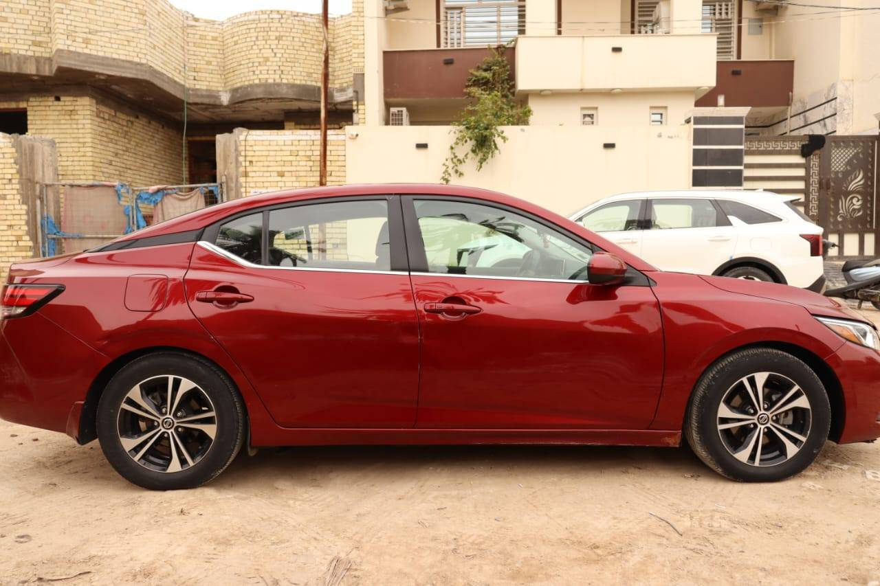 نيسان سنترا SV 2022 

نيسان Sentra SV موديل 2022 رقم اربيل باسمي
لون أحمر لؤلؤي جذاب يخبل 

 أهم المواصفات:
مانع تصادم وردار امام وخلفي 
توقف تلقائي امامي وخلفي 
 محرك اقتصادي 1600cc
 گير أوتومات CVT ناعم وسلس
 مثبت سرعة (Cruise Control)
بلوتوث – USB – شاشة وسطية
 كاميرا رجوع مع حساسات خلفية
 نظام توفير الوقود ECO
 مرايات جانبية كهربائية
 ريموت + إنذار
 مقاعد مريحة قماش فاخر
انظمة أمان ABS + EBD + Airbags

 السيارة ماشية قليل (٢٦ الف)
وارد امريكي كلين بدون حادث بدون صبغ 
ملاحظه بيها شخطه بالدعاميه و رصعة جانبيه وشخط خفيف بدون تصليح 

 مناسبة للعائلة – هادئة – ناعمة وموفرة بنزين

الموقع: كربلاء
 للاتصال أو واتساب: (*********** )
