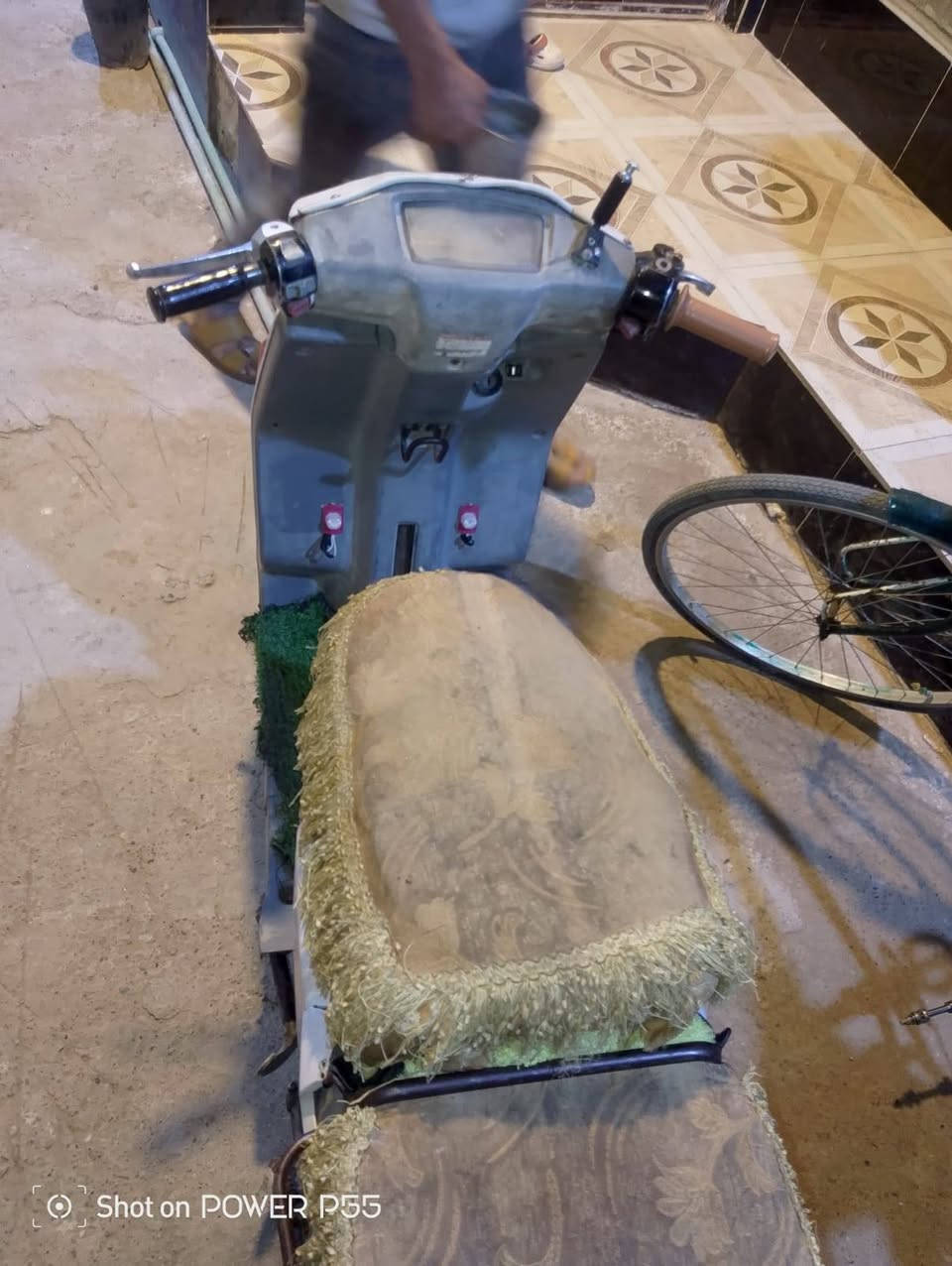 السلام عليكم شباب دراجة 60اللبيع شقالة سلف وهندر كهربائيات كاملة كلك السعر 200وبيهة مجال قليل مكان هبهب حي المصطفى الرقم ***********ابو نجم مكلف بل نشر
